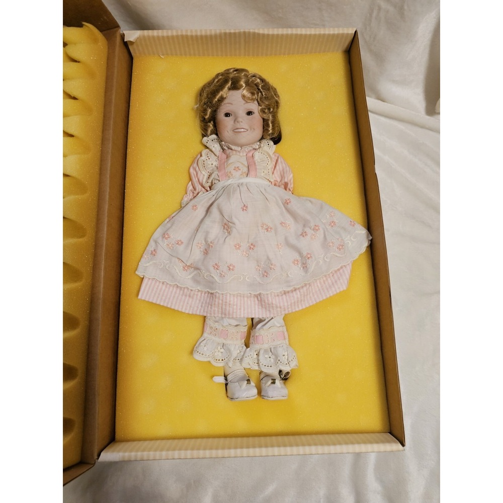 Vintage Shirley Temple Ideal American's Sweetheart Porcelain Doll 1983 #6809 - Picture 3 of 14